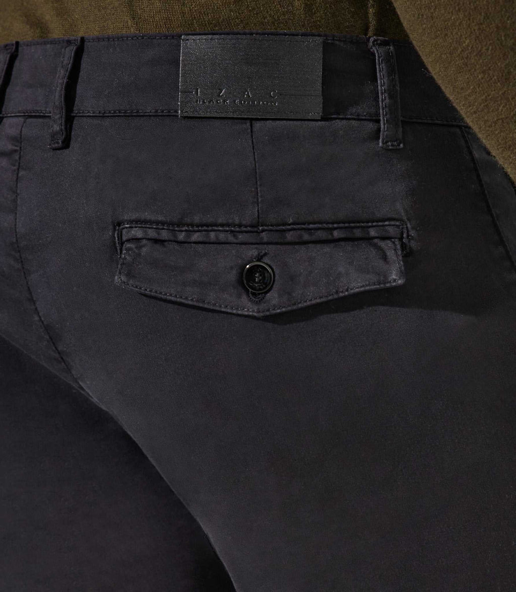 Pantalon chino satin noir VANAMABT - IZAC