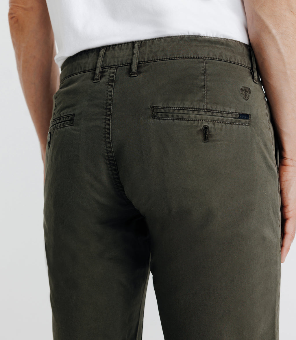 Pantalon chino kaki - IZAC
