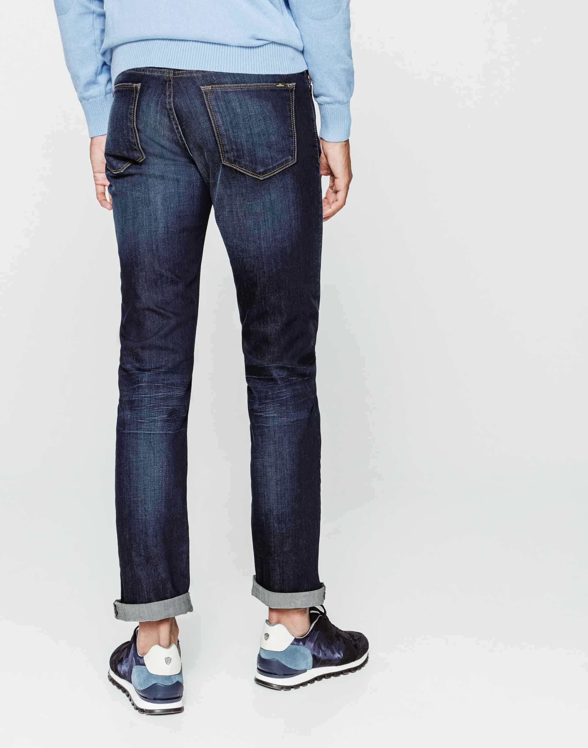 Jean droit brut délavé - IZAC