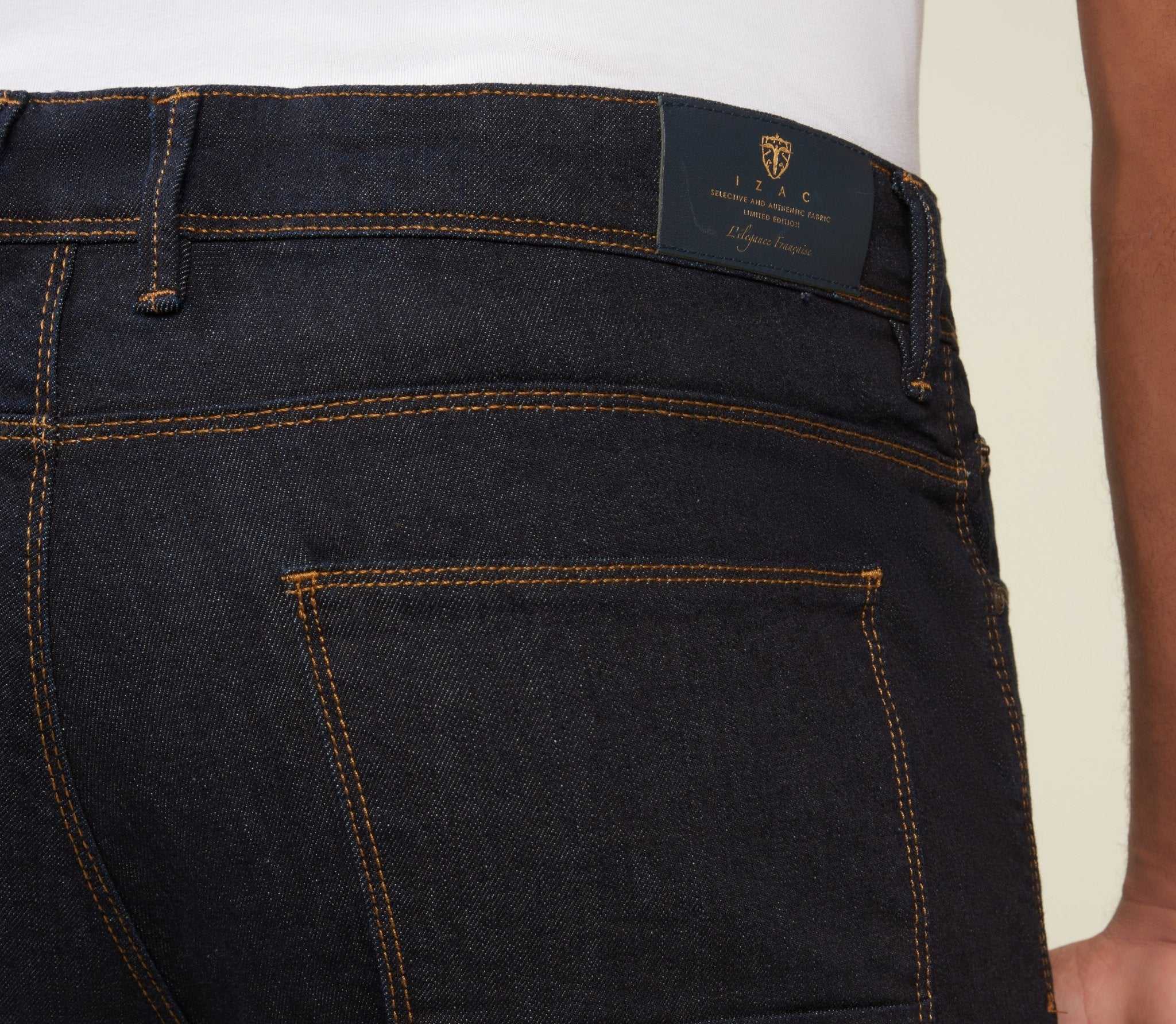 Jean straight permanent brut EDITIONBT - IZAC