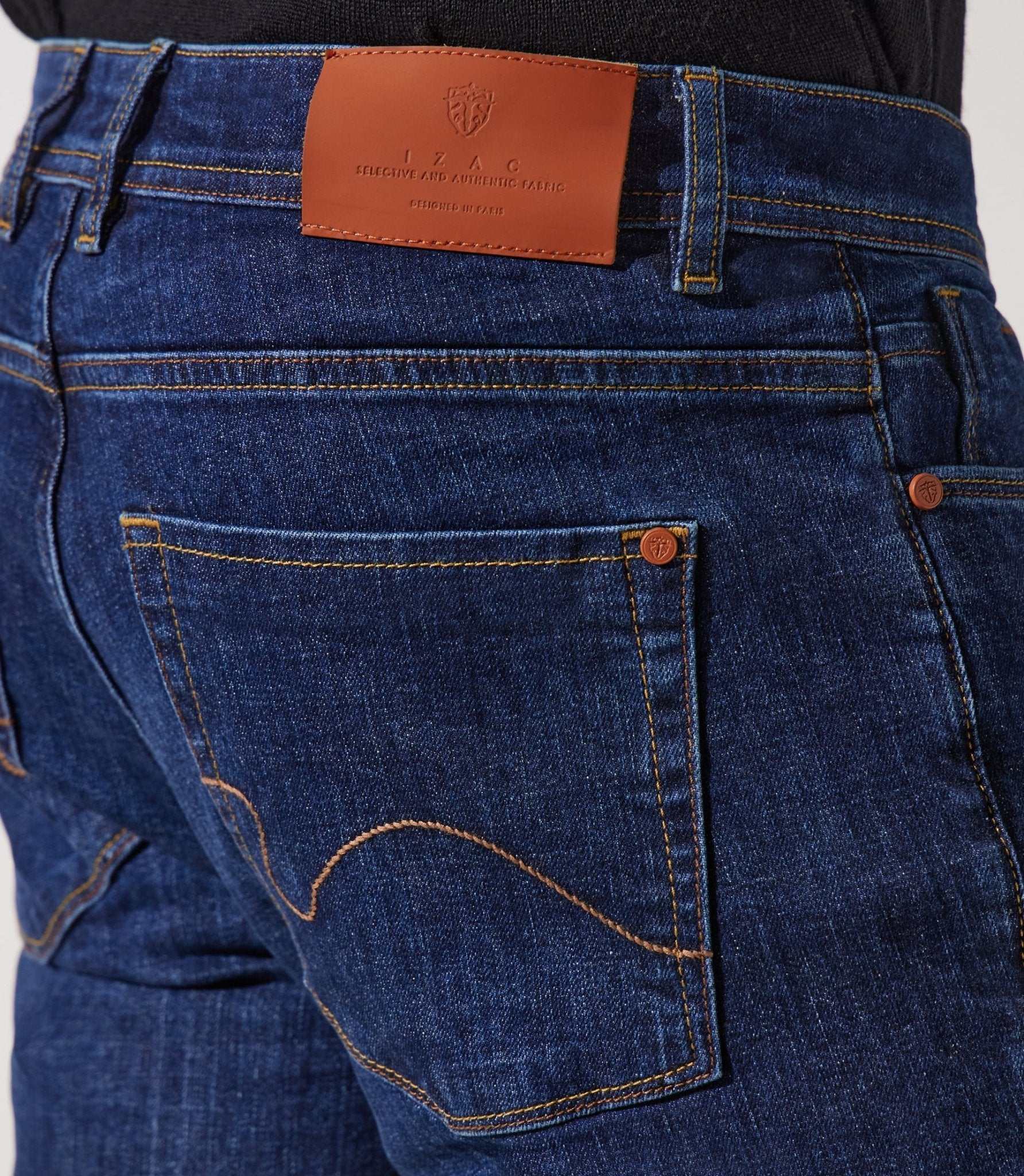 Jean straight bleu moyen EDITO - IZAC