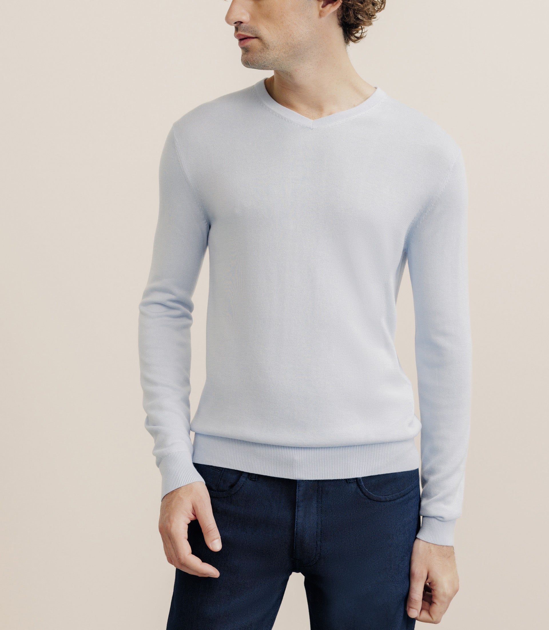 Pull col V manches longues bleu ciel - IZAC