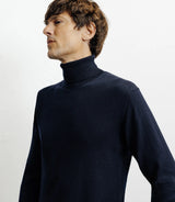 Pull col roulé en laine mérinos marine - IZAC