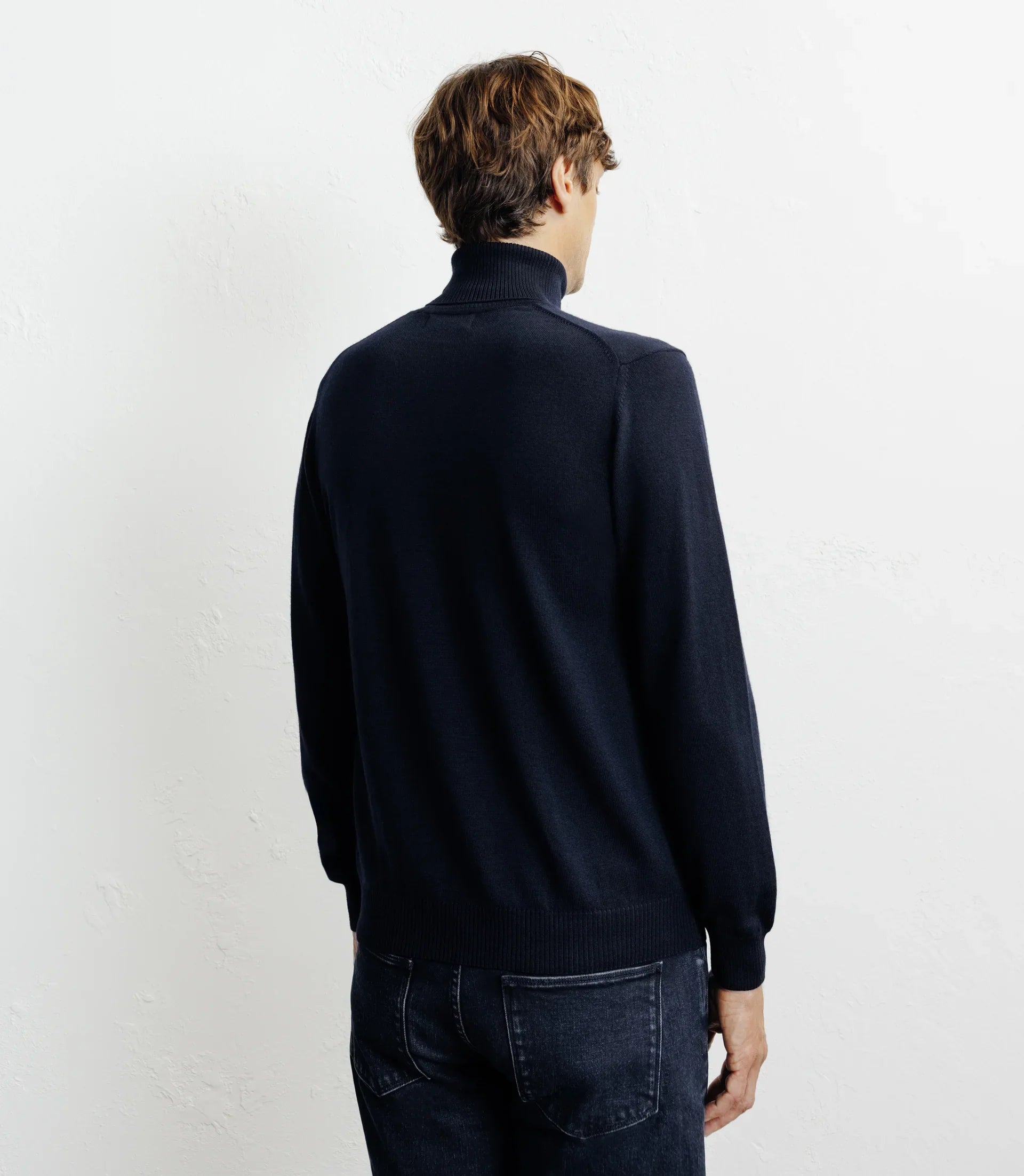 Pull col roulé en mérinos marine - IZAC