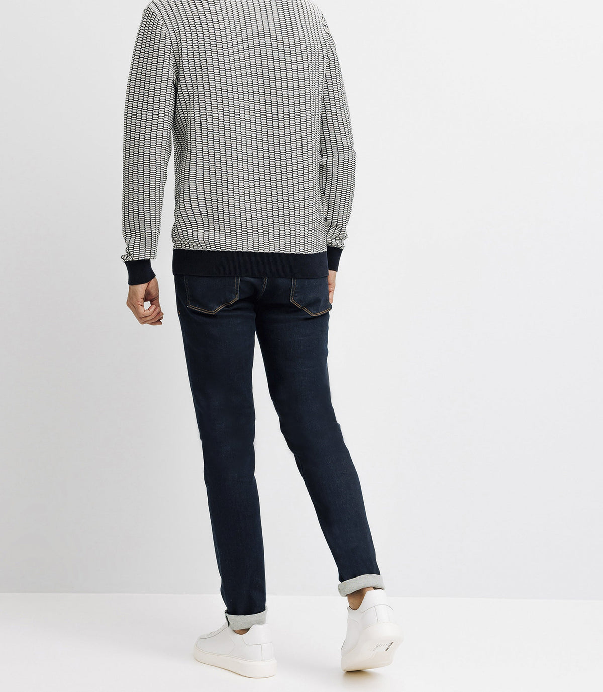 Pull col rond bicolore marine - IZAC