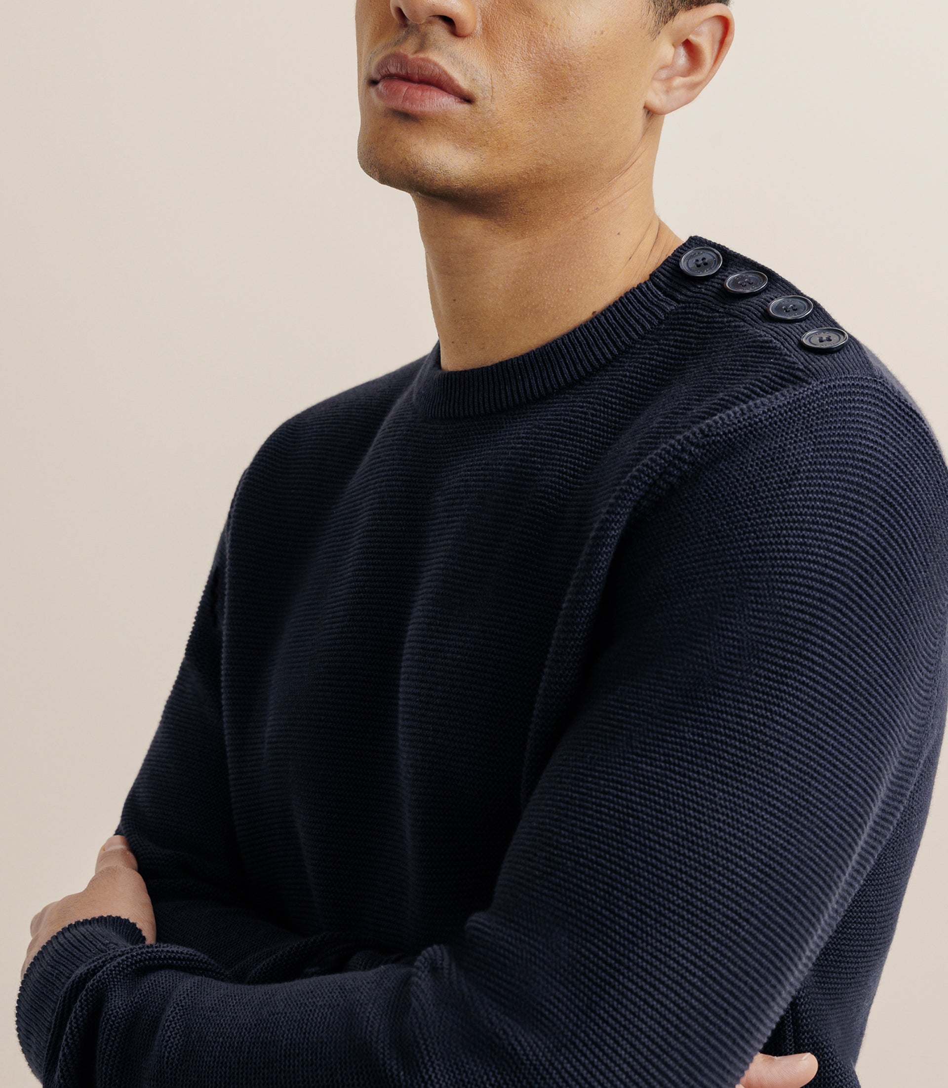 Pull col rond marine - IZAC