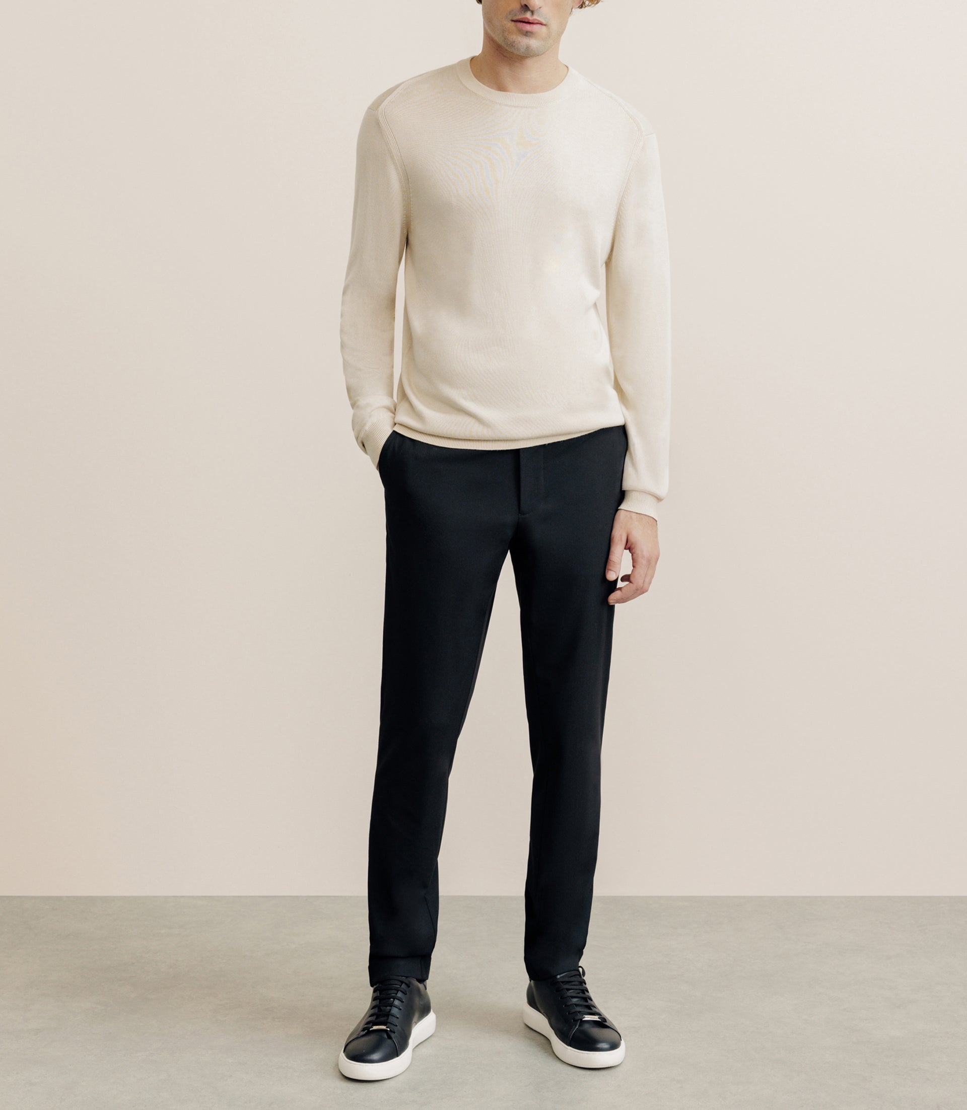 Pull col rond en soie beige clair - IZAC