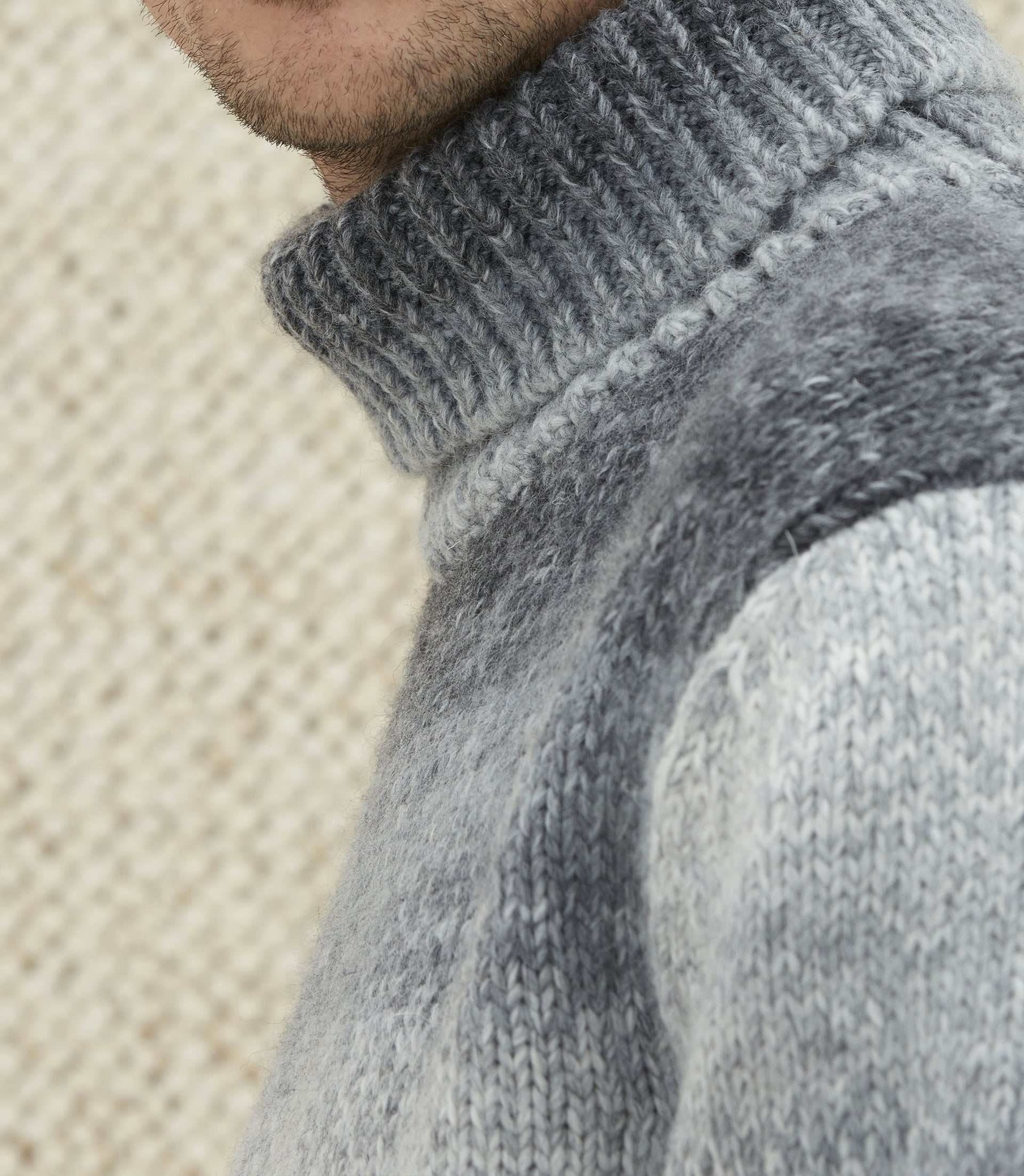 Pull col roulé imprimé gris "Lord" - IZAC