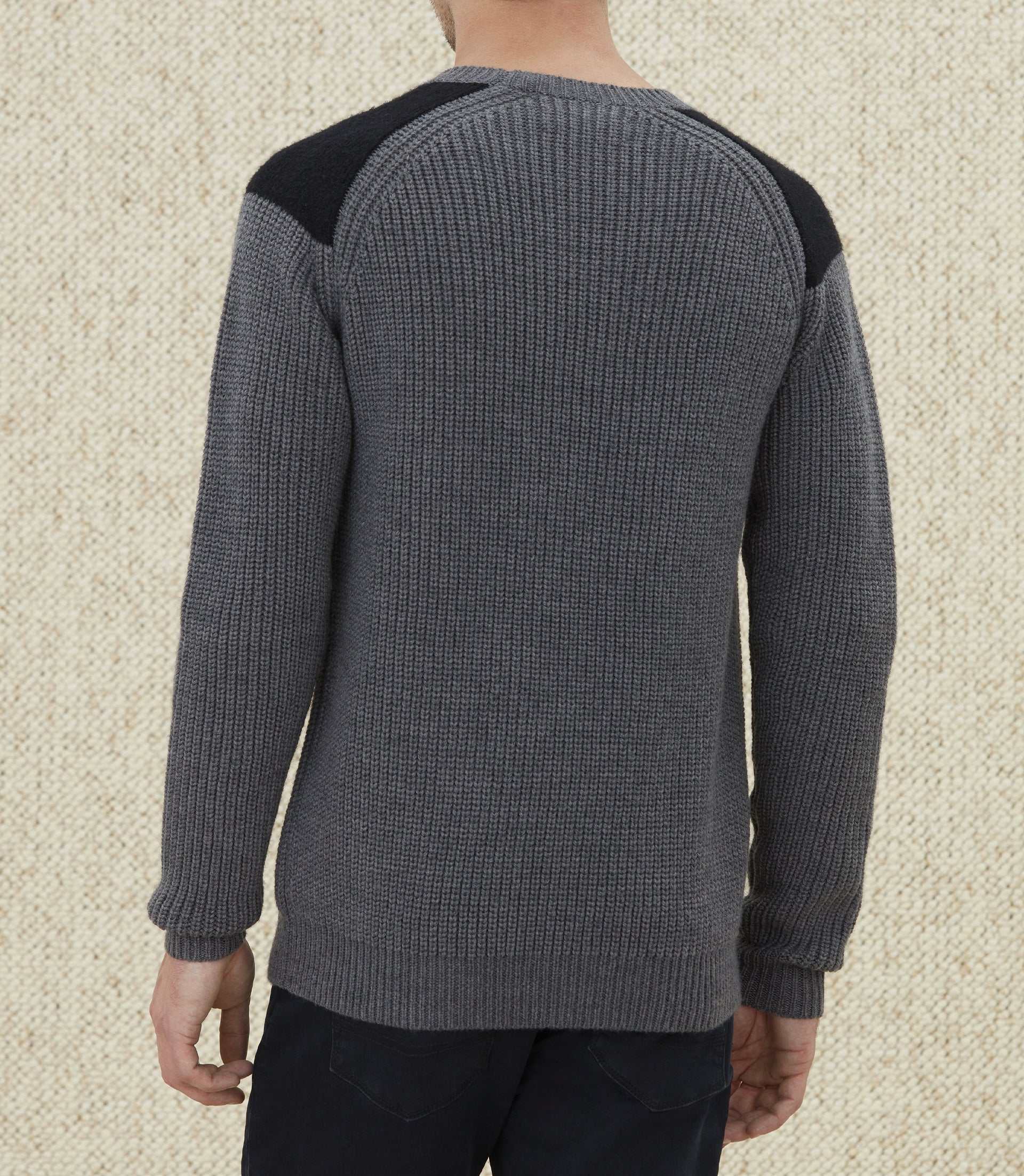 Pull à empiècements gris "Lucas" - IZAC