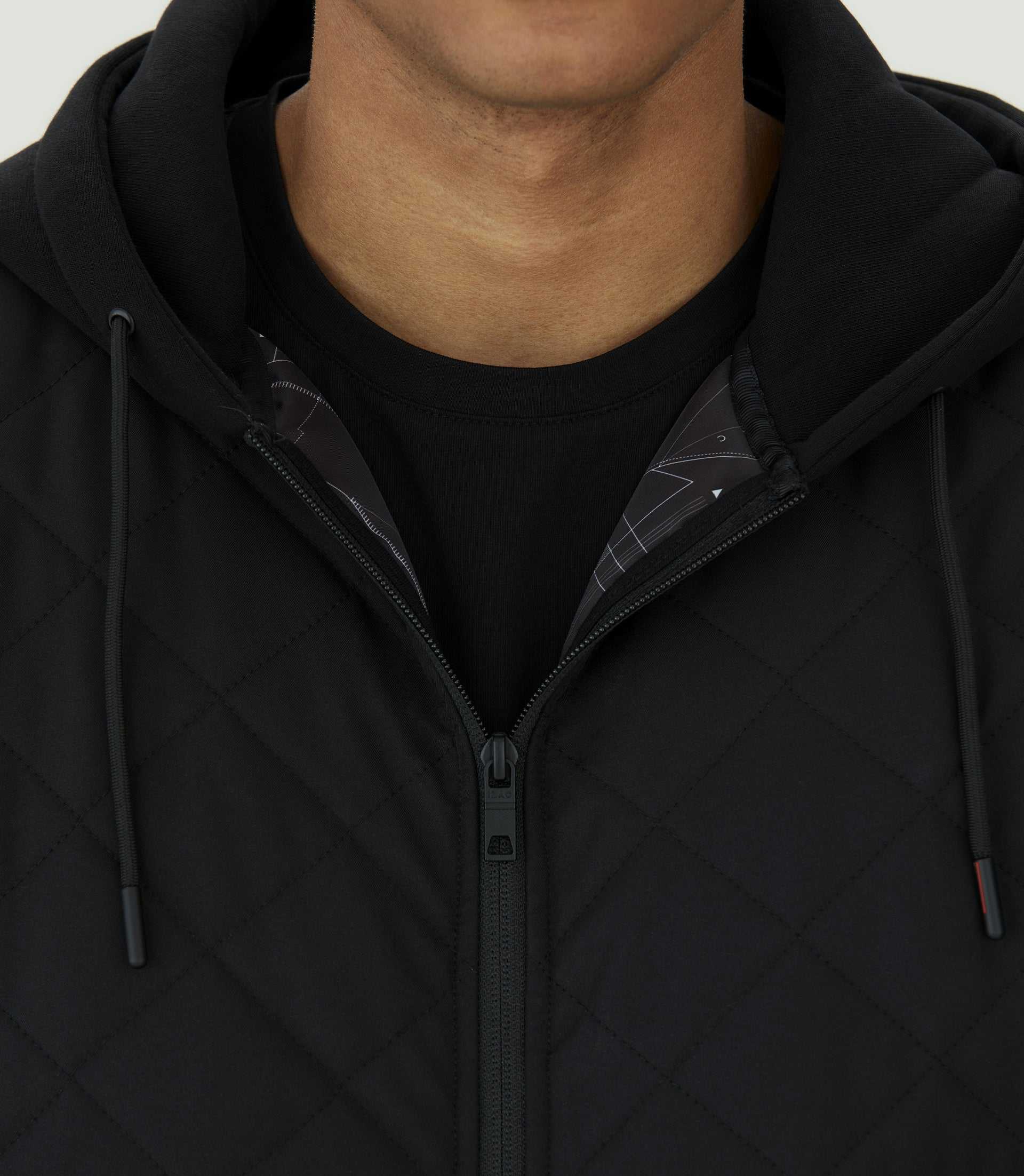 Sweat à capuche noir "SWlisio" - IZAC