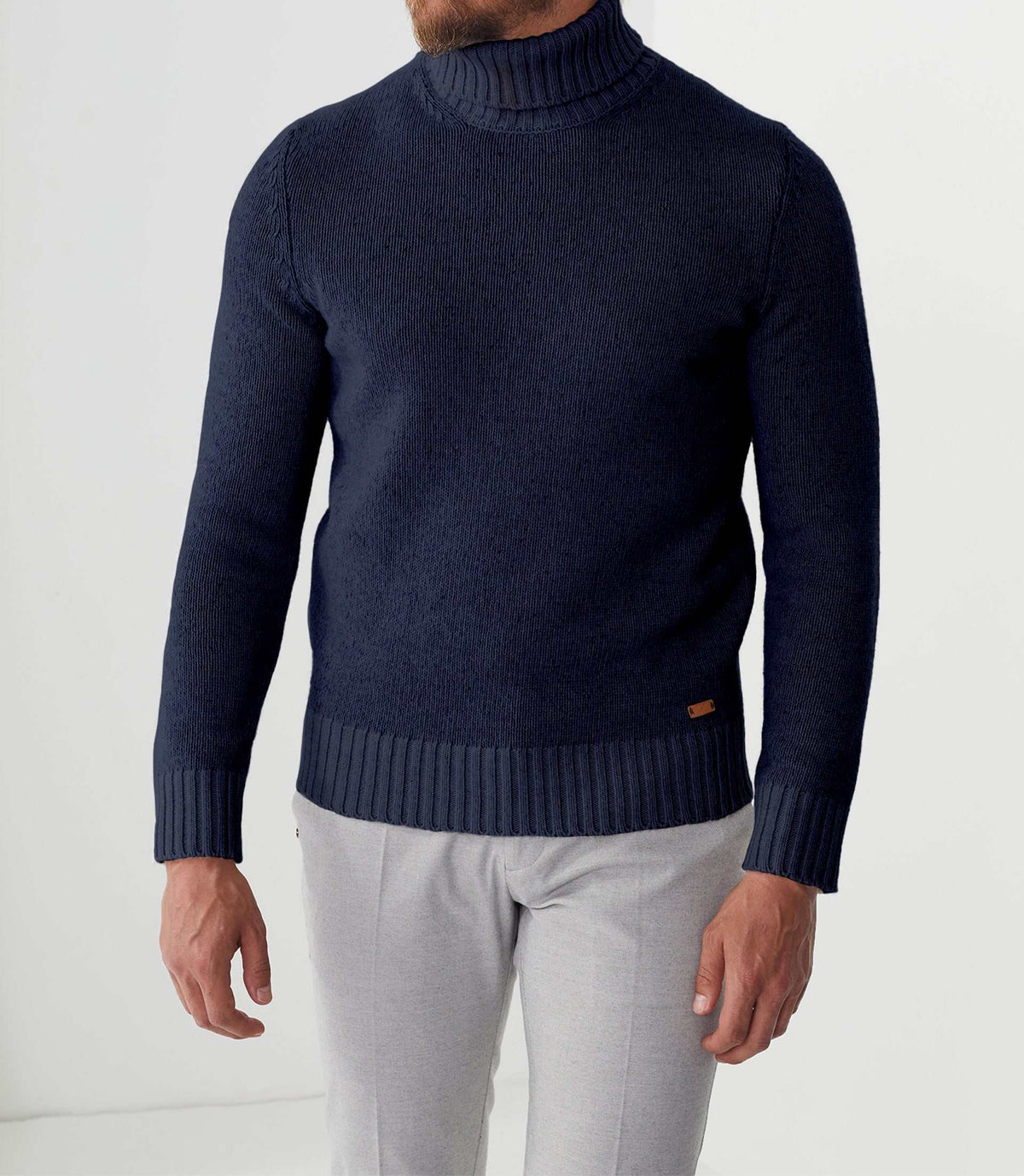 Pull col roulé bleu "Savio" - IZAC