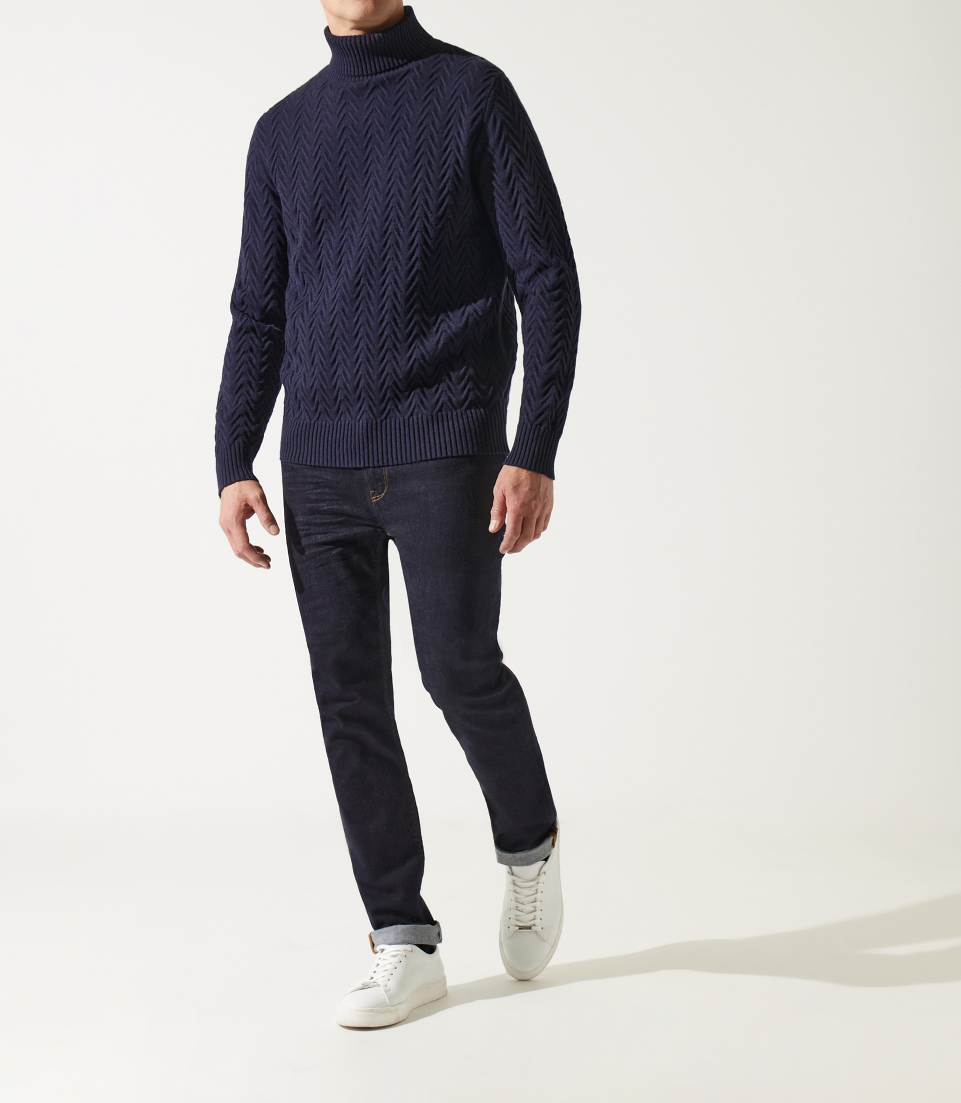 Pull col roulé torsade marine - IZAC