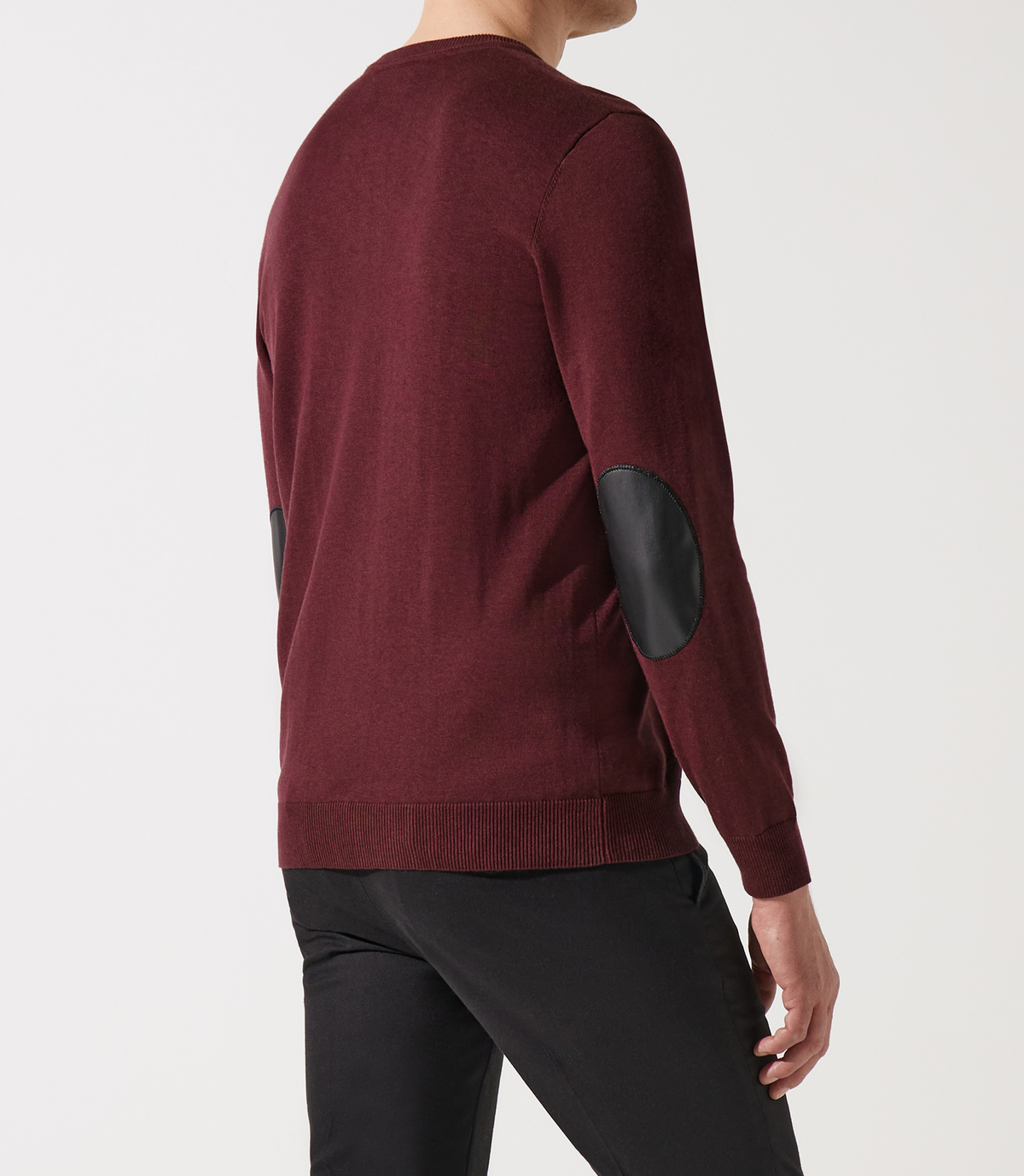 Pull col rond épaule boutonné bordeaux - IZAC