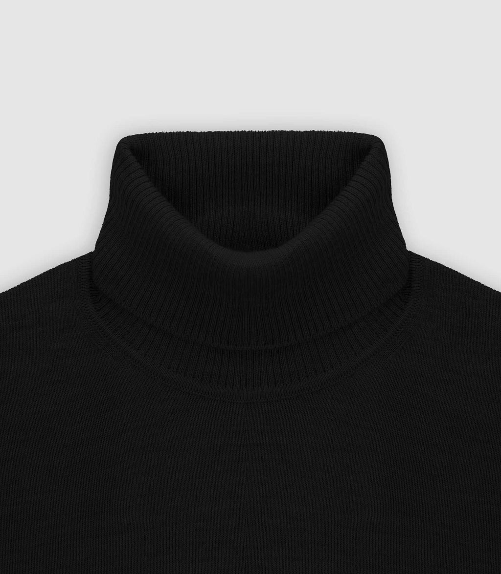 Pull col roulé noir - IZAC