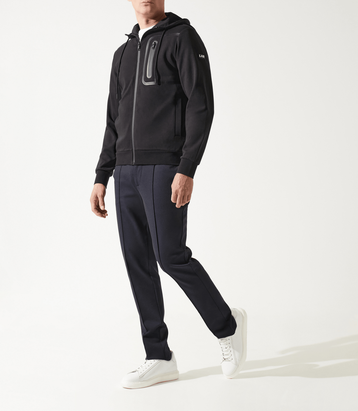 Sweat zippé à capuche noir - IZAC