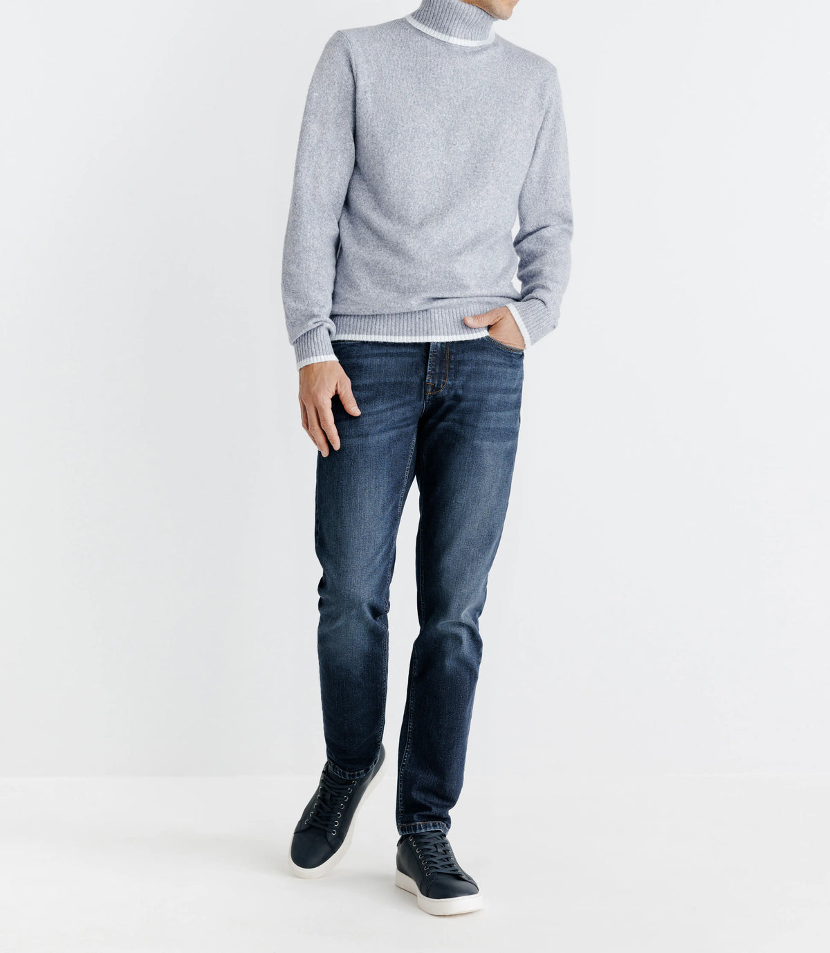 Pull col roulé indigo - IZAC