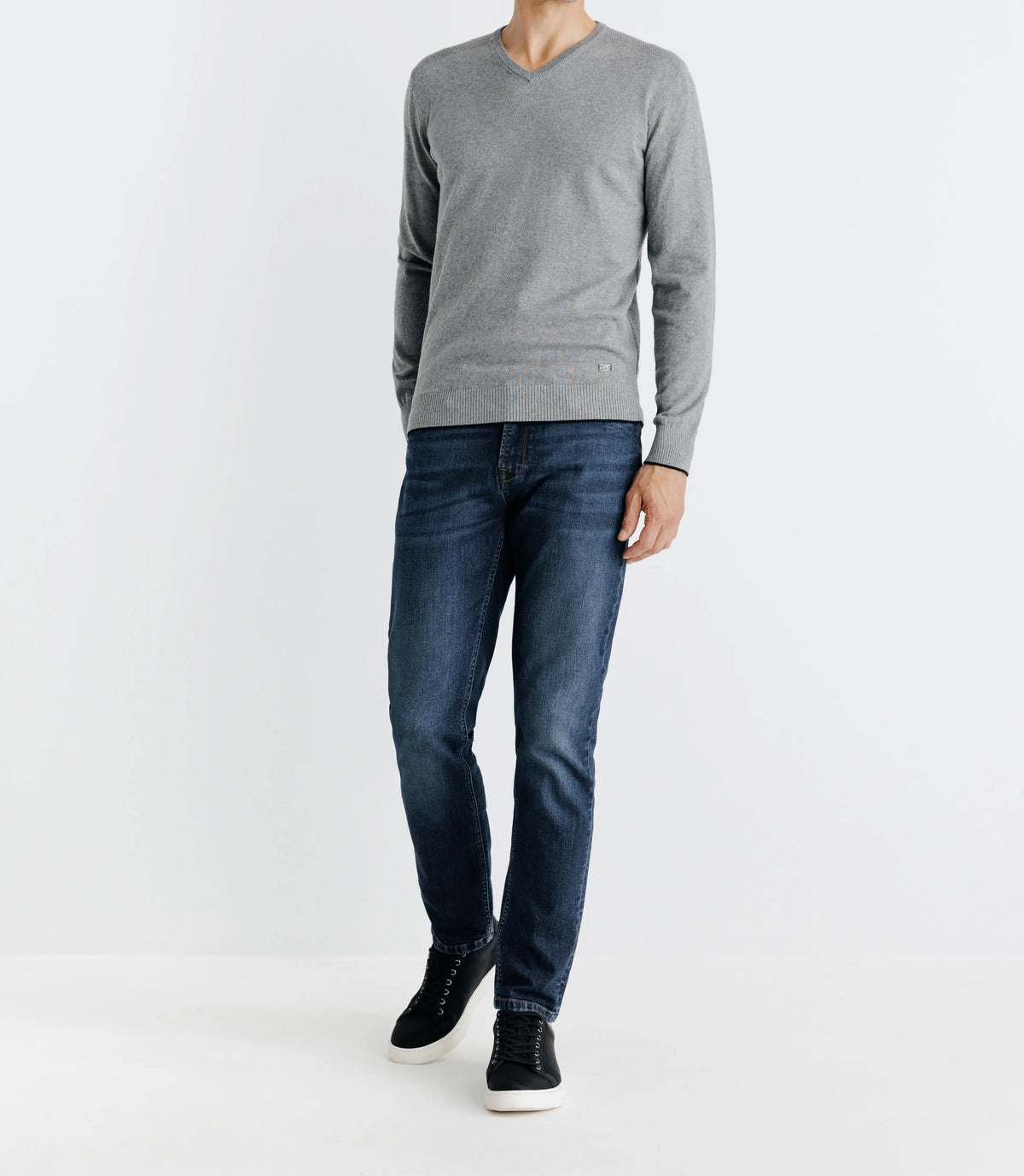 Pull col V manches longues gris - IZAC