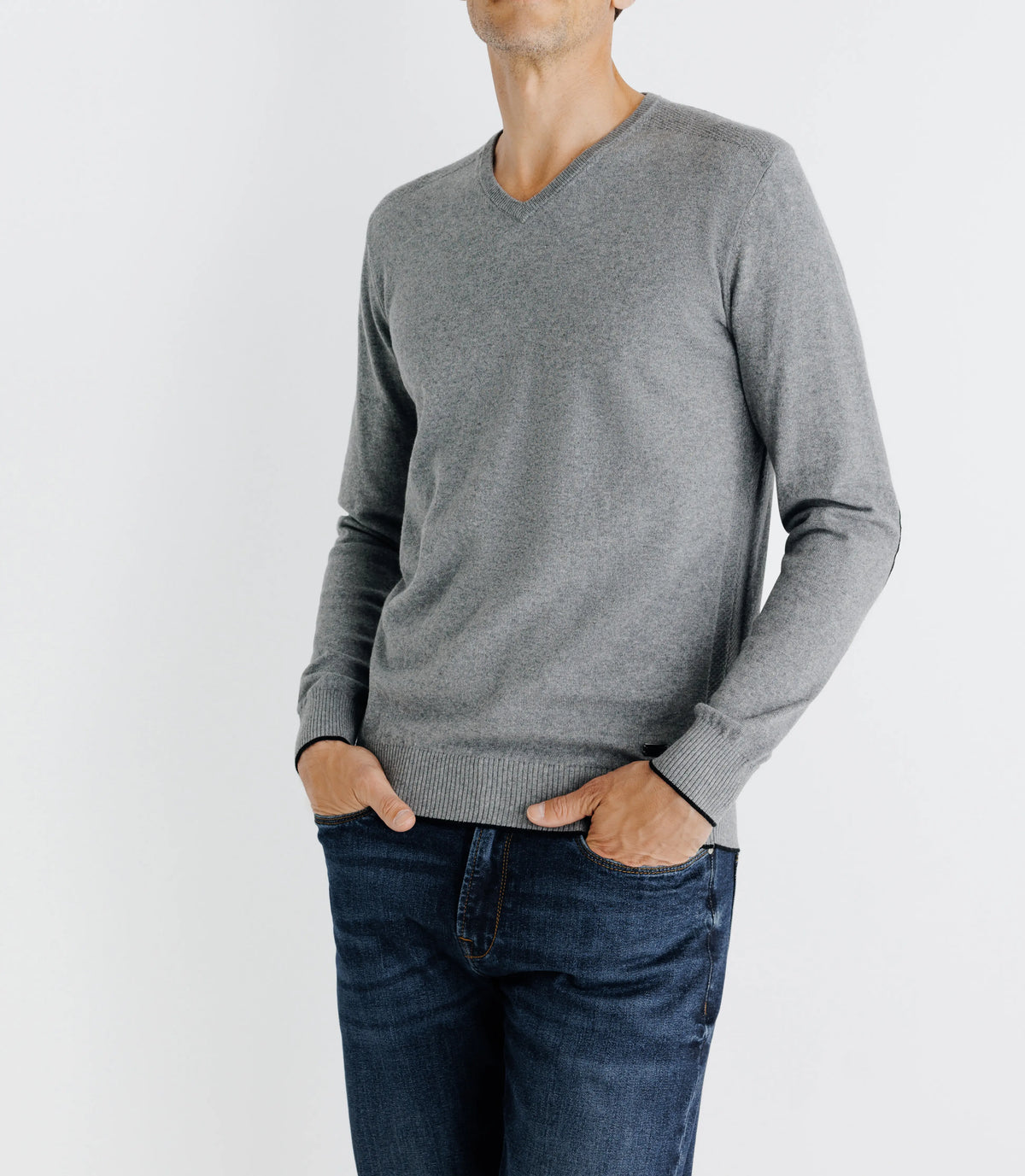 Pull col V manches longues gris - IZAC