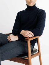 Pull col roulé marine - IZAC