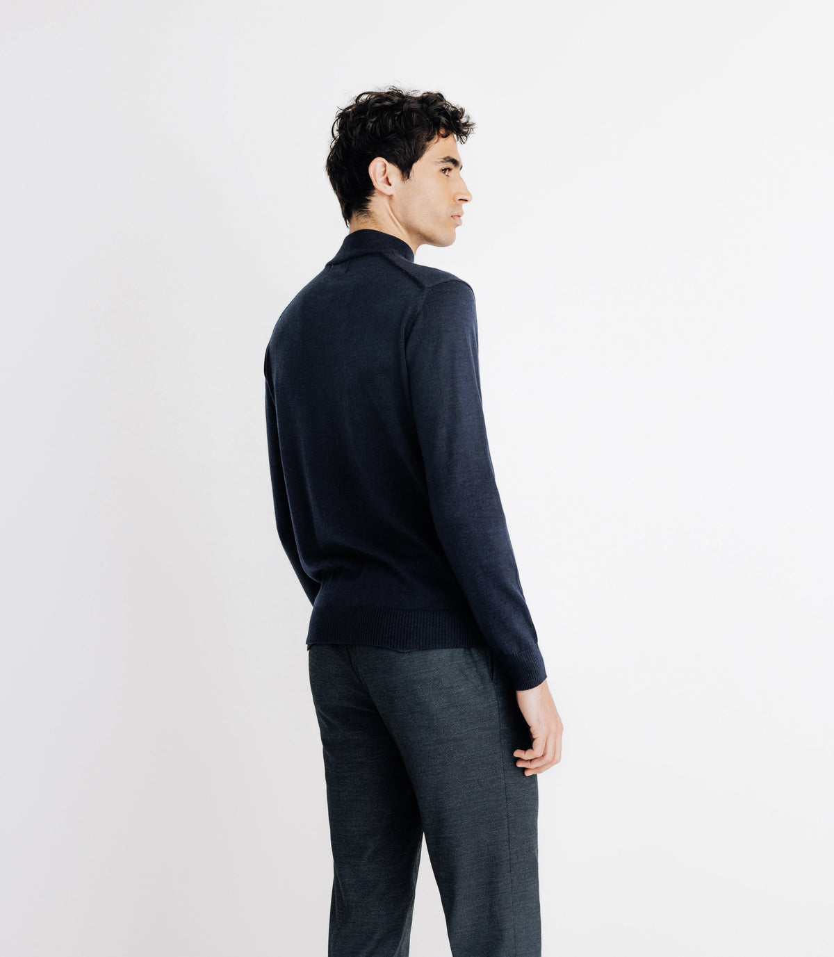 Pull en laine mérinos col cheminée marine - IZAC
