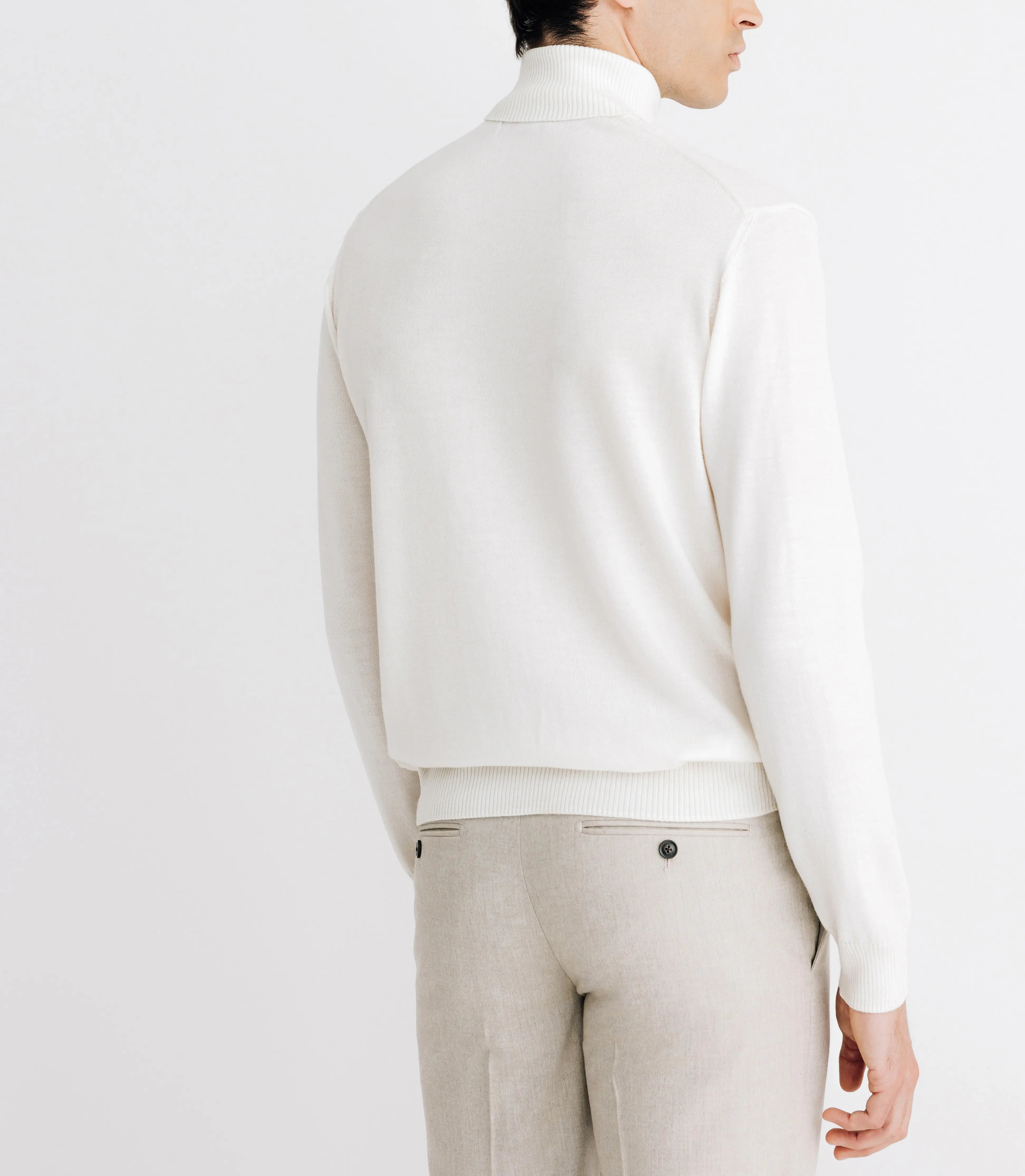 Pull col roulé en laine mérinos écru - IZAC