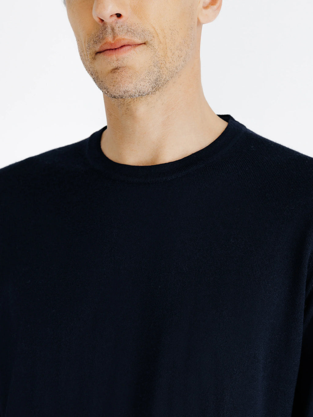 Pull col rond marine - IZAC