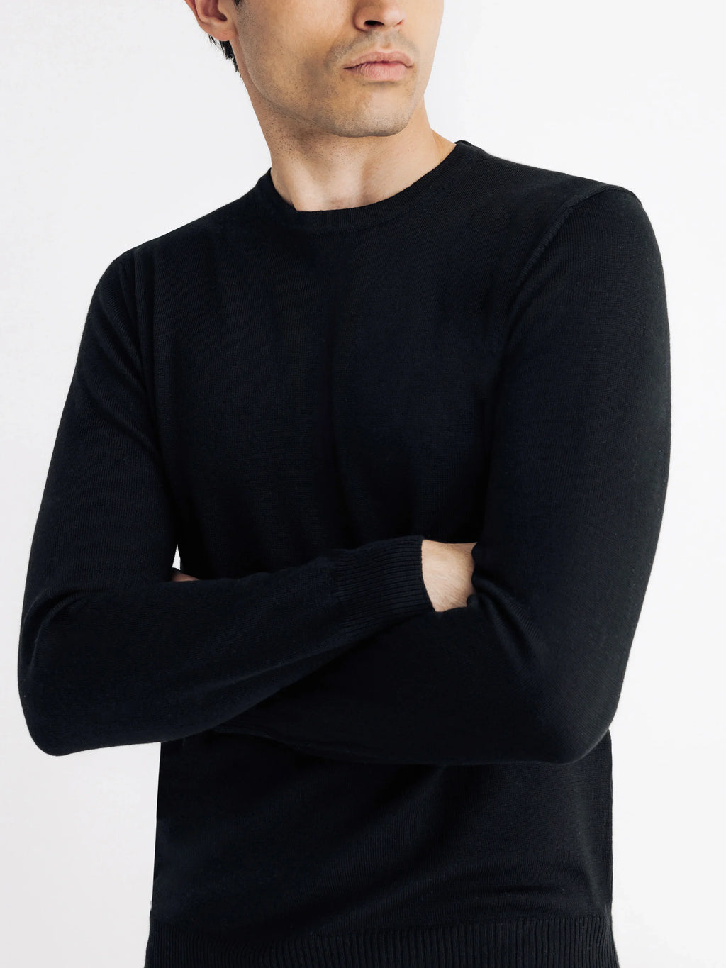 Pull col rond noir - IZAC