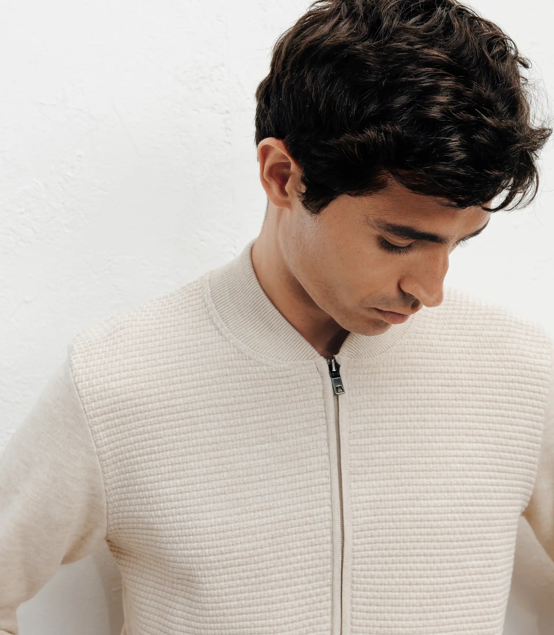 Gilet zippé jeux de points beige - IZAC