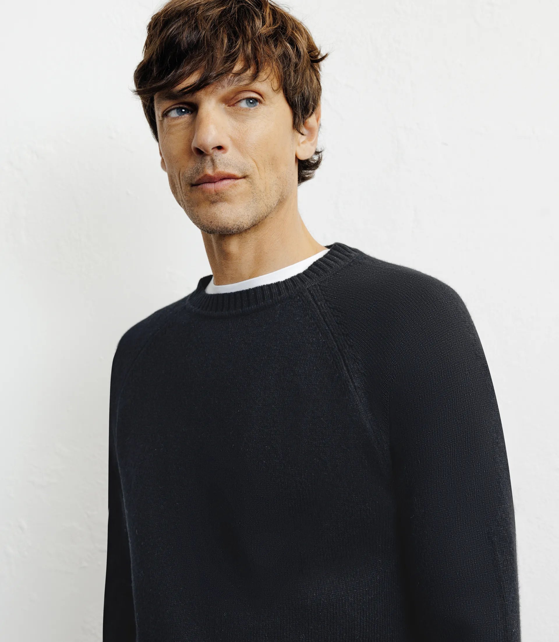 Pull en laine col rond noir - IZAC