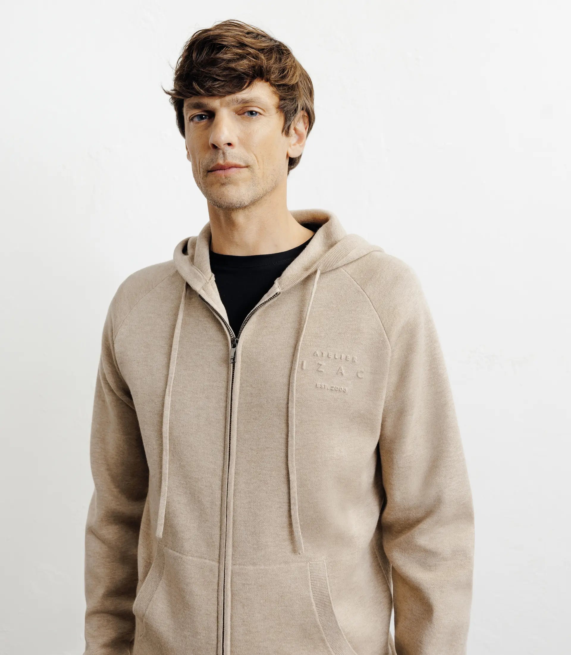 Hoodie zippé à capuche en maille beige - IZAC
