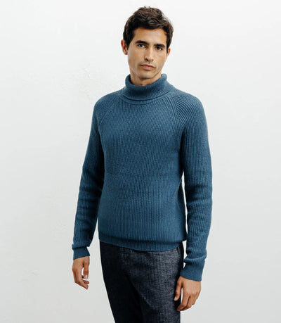 Pull col roulé uni canard - IZAC