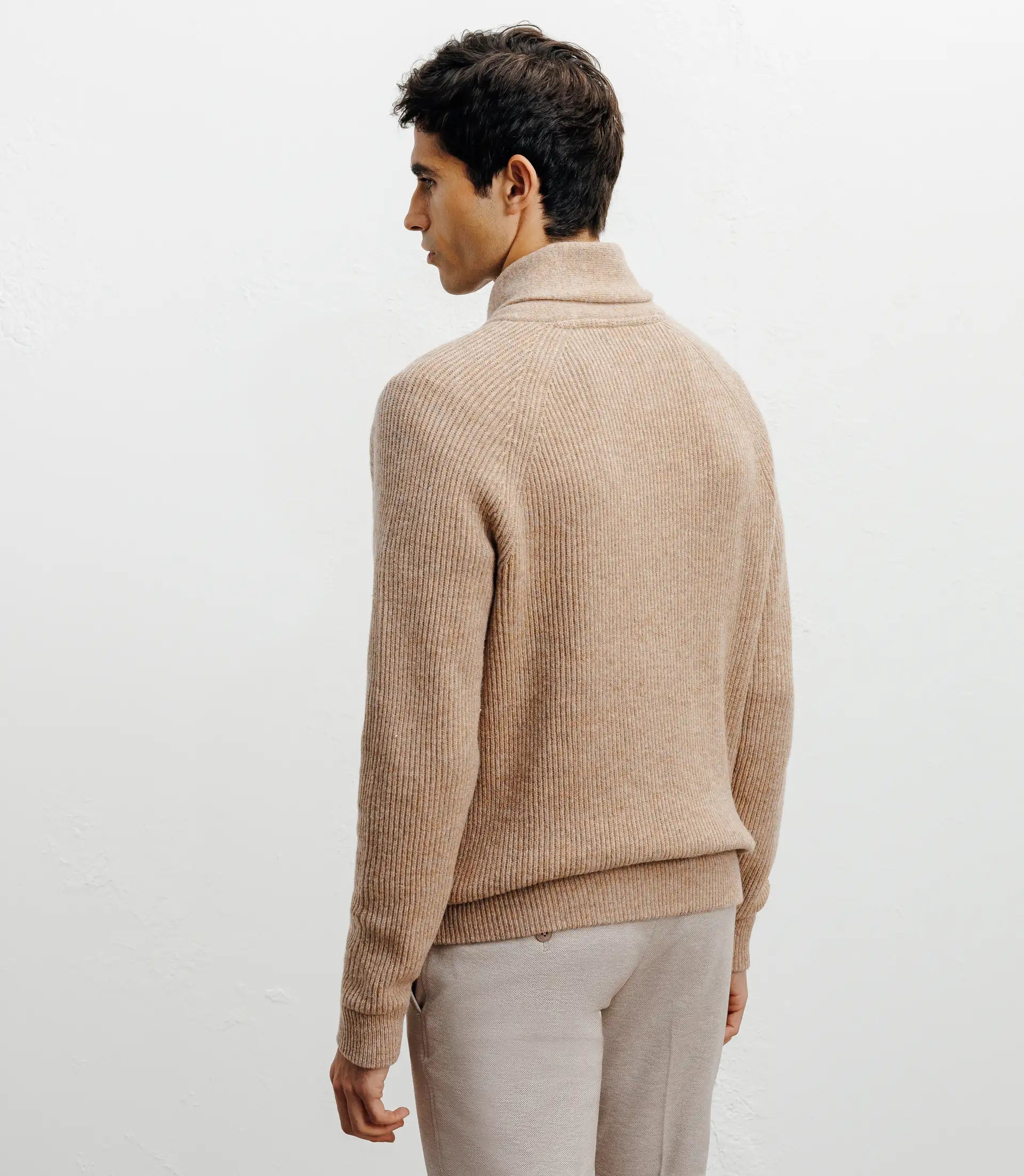 Pull en laine col châle beige - IZAC