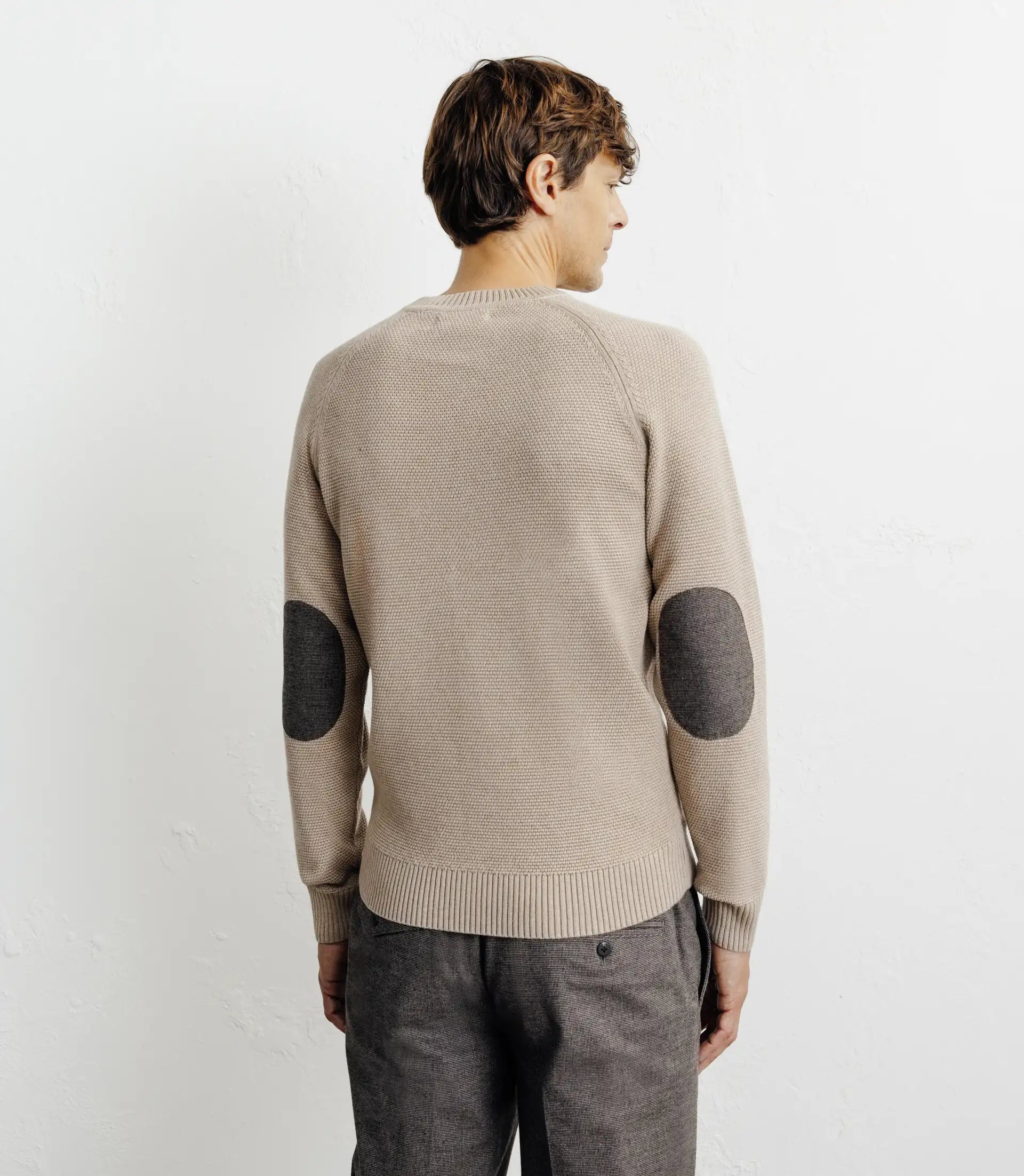 Pull col rond jeux de points beige - IZAC