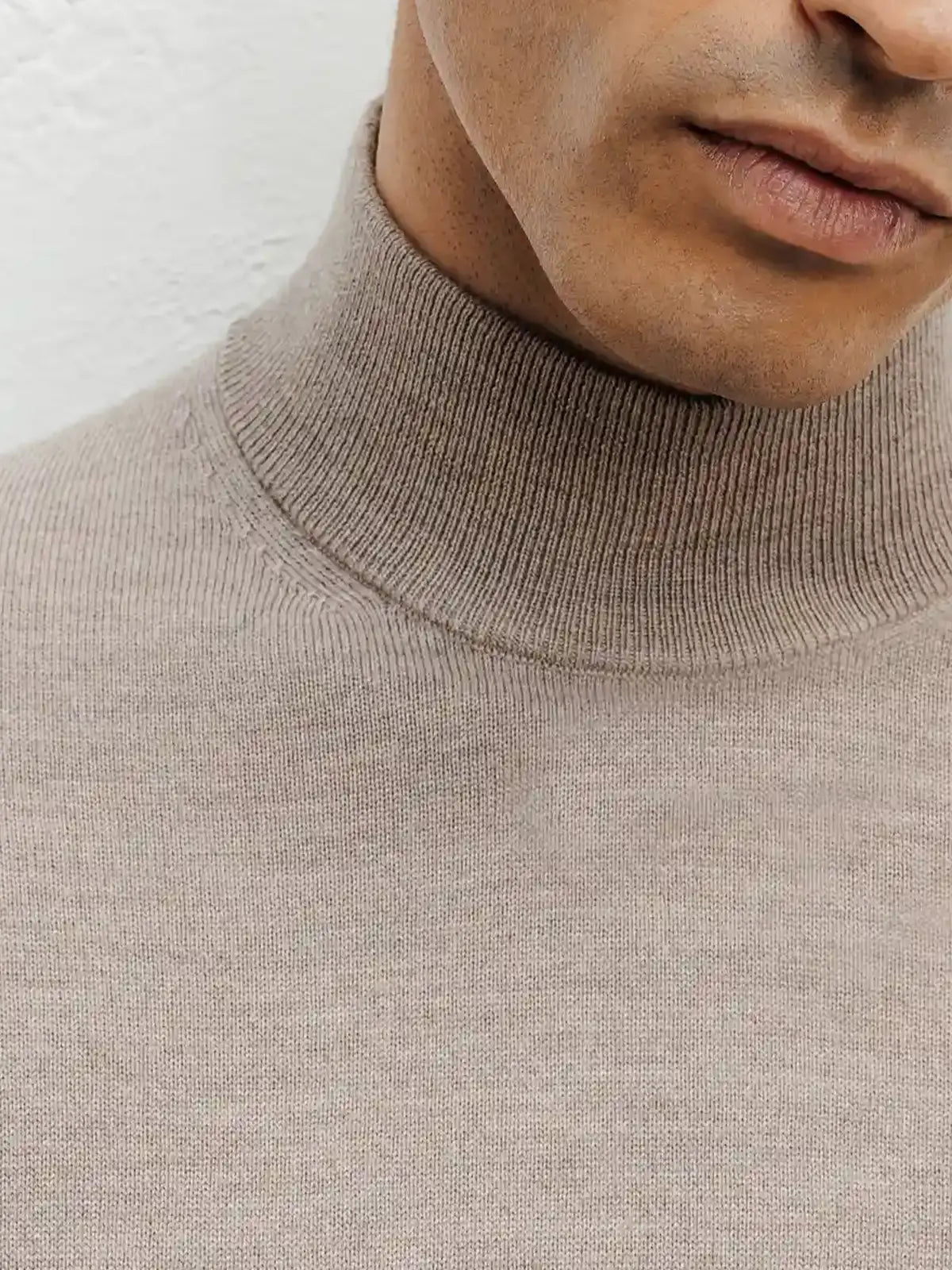 Pull col cheminée beige - IZAC