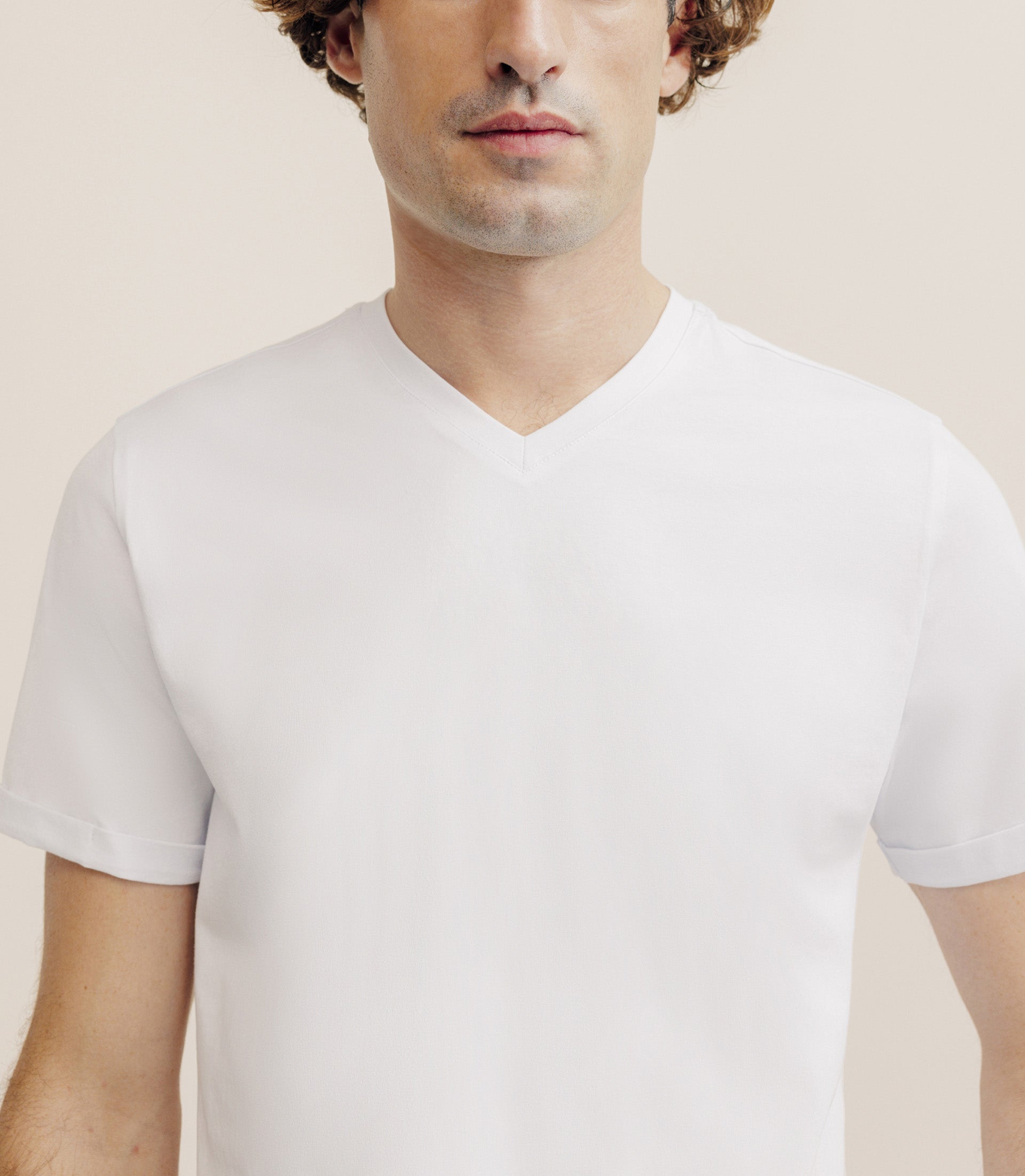 T-shirt col V blanc - IZAC