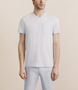 T-shirt col V avec poche bleu ciel - IZAC