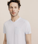T-shirt col V avec poche bleu ciel - IZAC