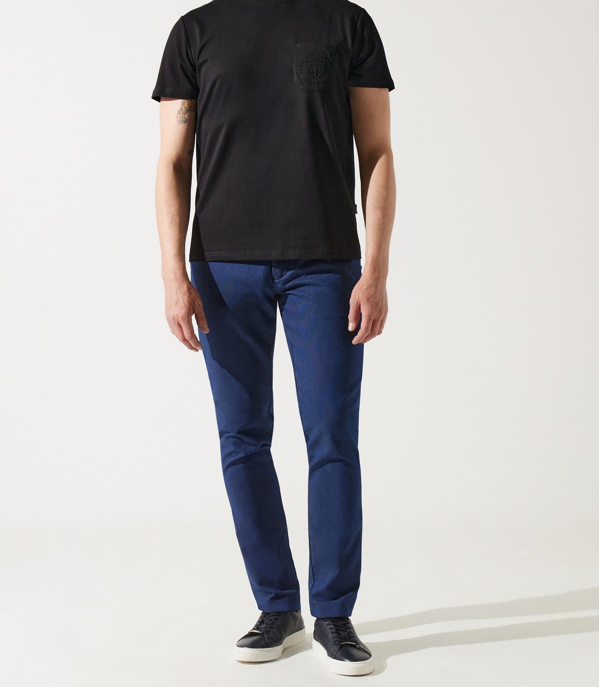 T-shirt col rond poche logo noir GABRIEL - IZAC