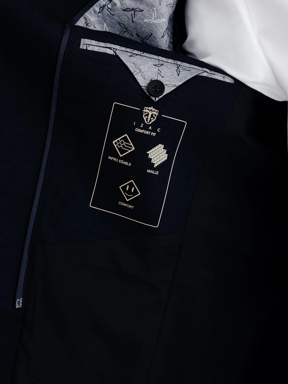 Veste en maille avec parementure marine - IZAC